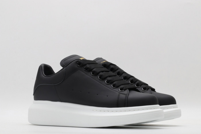 ALEXMQ Sneakers