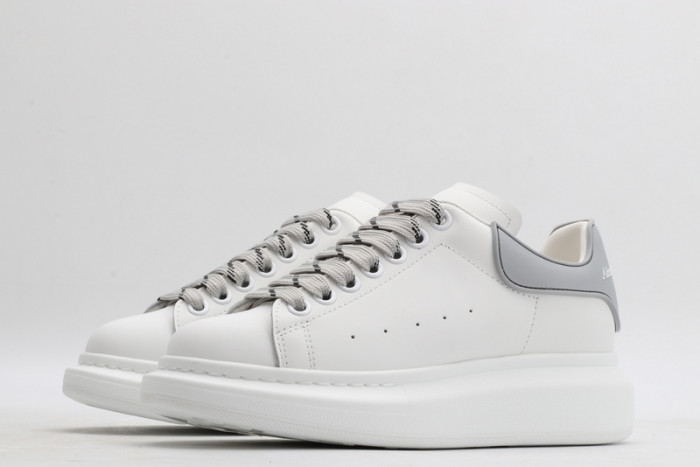 ALEXMQ Sneakers