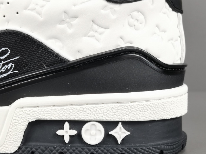LUSV SNEAKERS