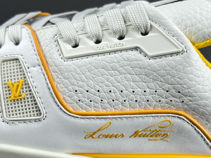 LUSV SNEAKERS
