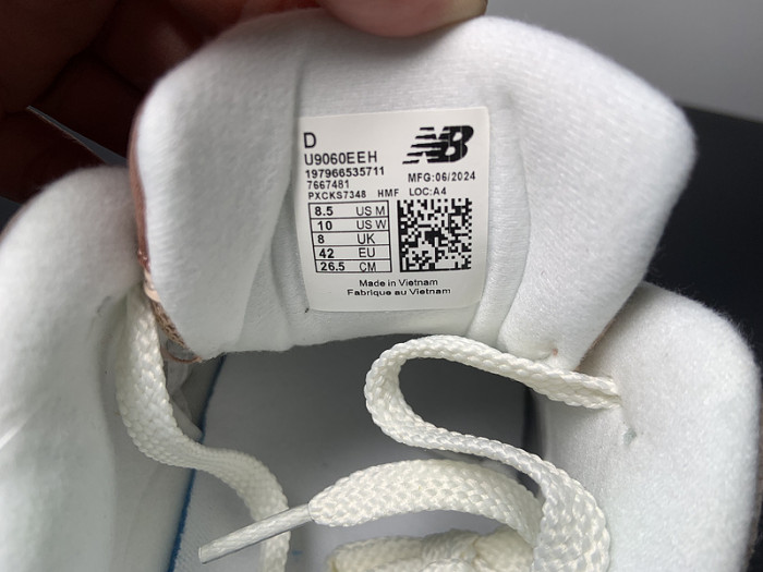 new Ba1an*e 9060 taupe/vintage u9060eeh