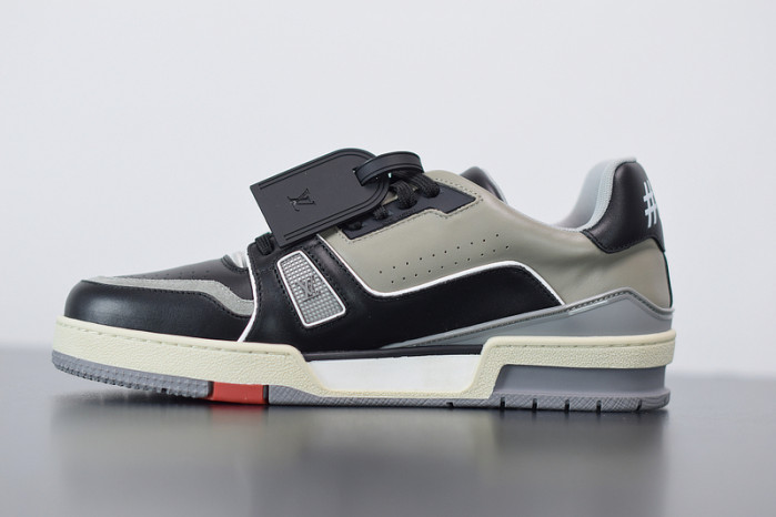 LUSV SNEAKERS