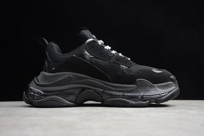 BALCIA Triple S Sneaker