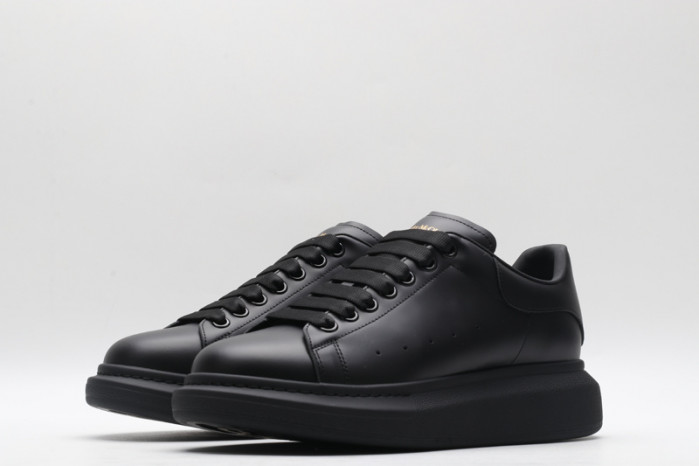 ALEXMQ Sneakers