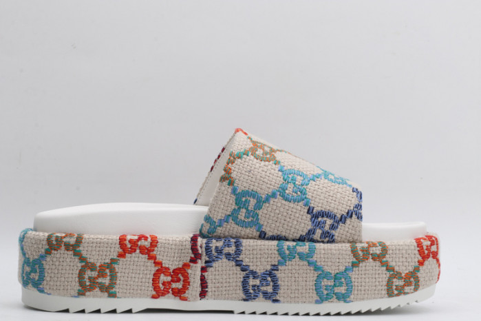 GCI GG Slide Sandal