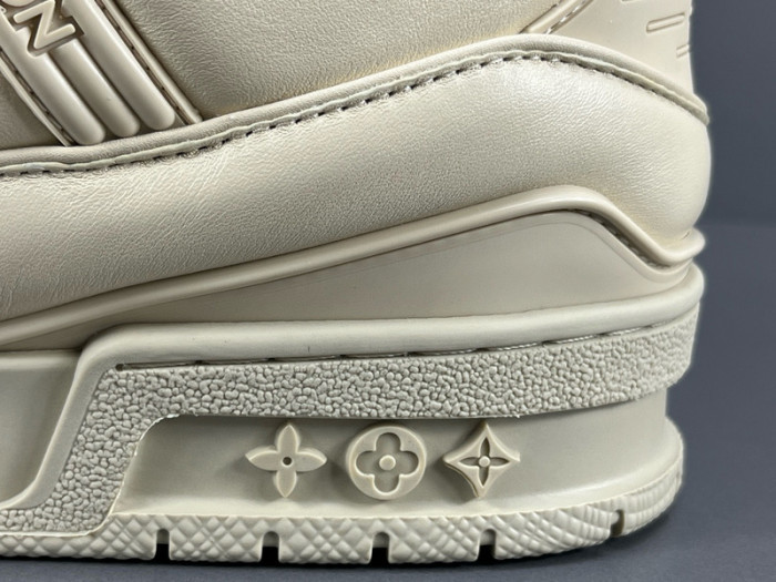 LUSV SNEAKERS