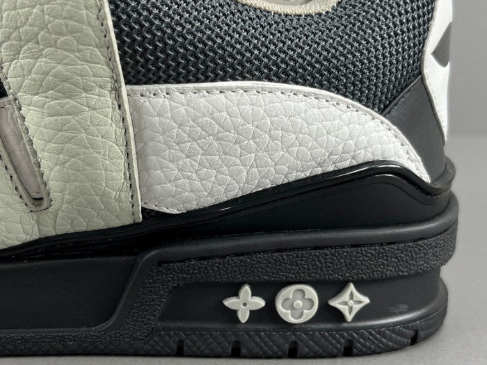 LUSV SNEAKERS