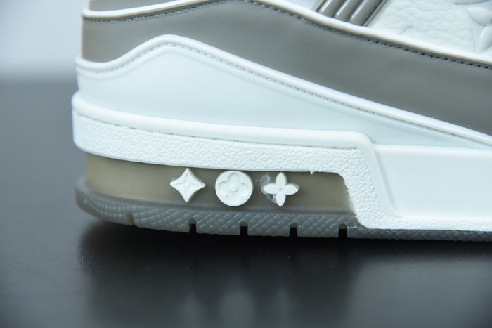 LUSV SNEAKERS