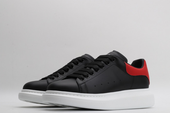 ALEXMQ Sneakers