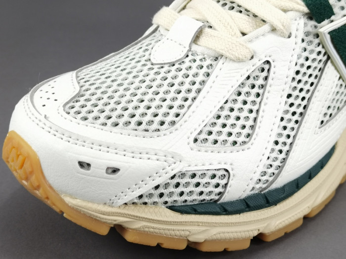 new Ba1an*e 1906r "white & green" m1906rq