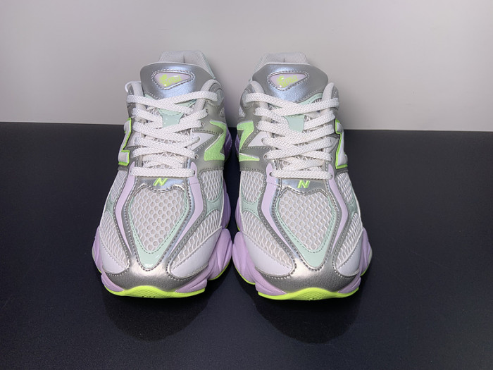 new Ba1an*e 9060 white taro men