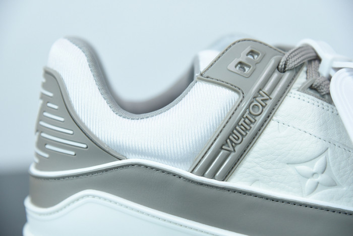 LUSV SNEAKERS