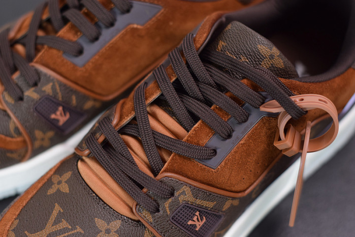 LUSV SNEAKERS