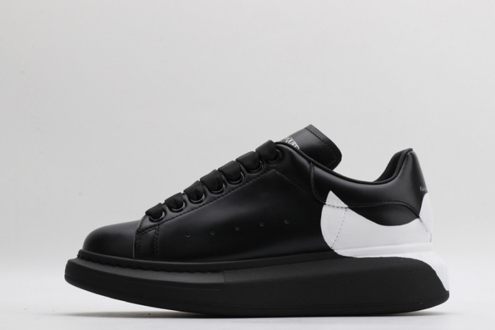 ALEXMQ Sneakers