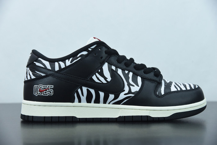 Quartersnacks x Nike SB Dunk Low DM3510-001