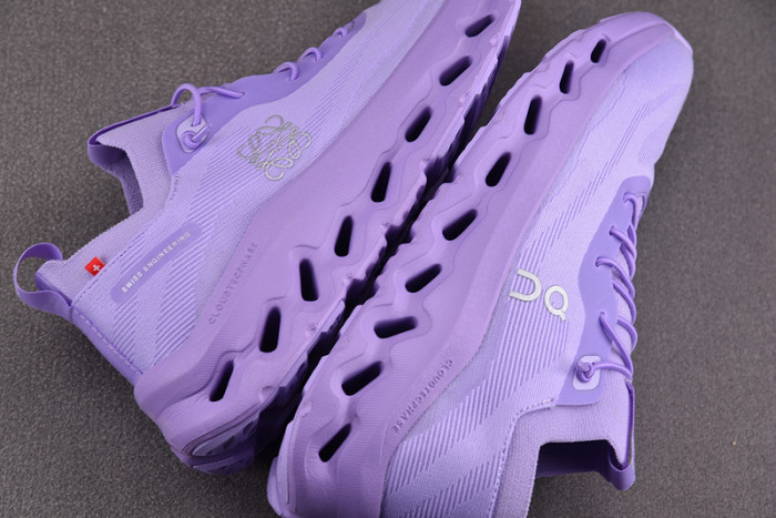 L0ew* sneaker