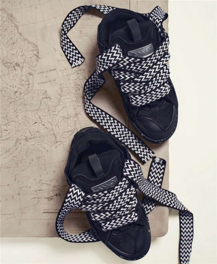 Lanu1n curb sneaker