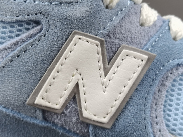 new Ba1an*e 2002r wet blue m2002rsd