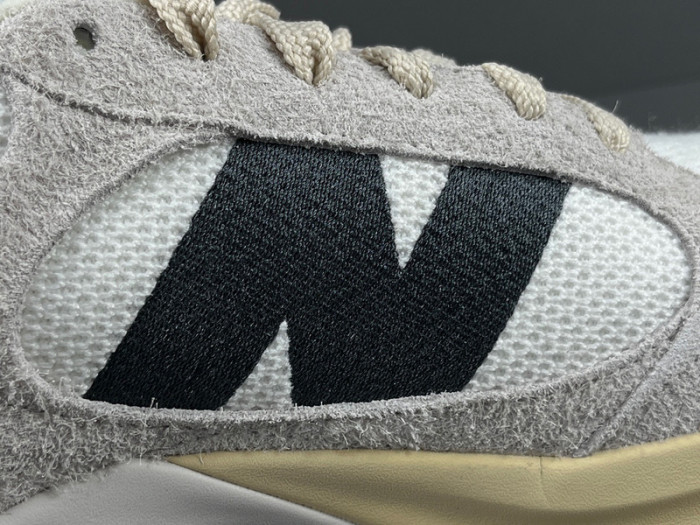 new Ba1an*e wrpd runner sea salt sandstone blacktop uwrpdmob