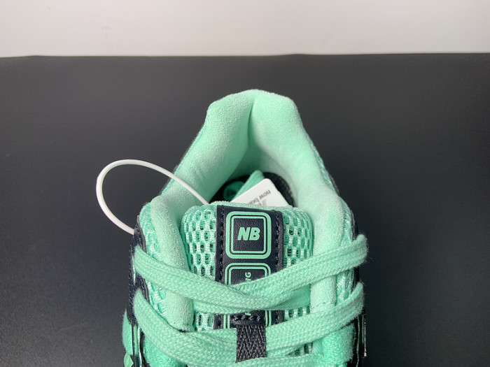 size? x new Ba1an*e 1906r "green/black" m1906rsb