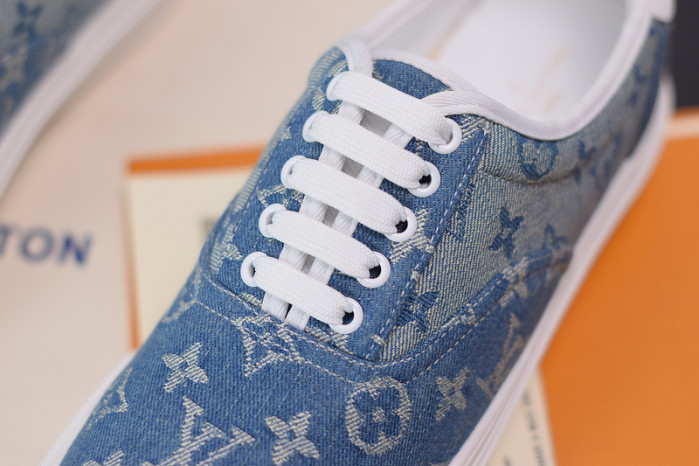 LUSV SNEAKERS