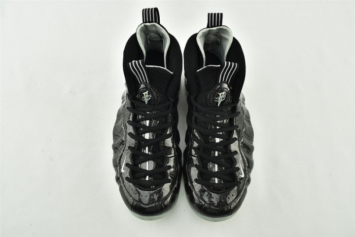 NIKE Air Foamposite One 