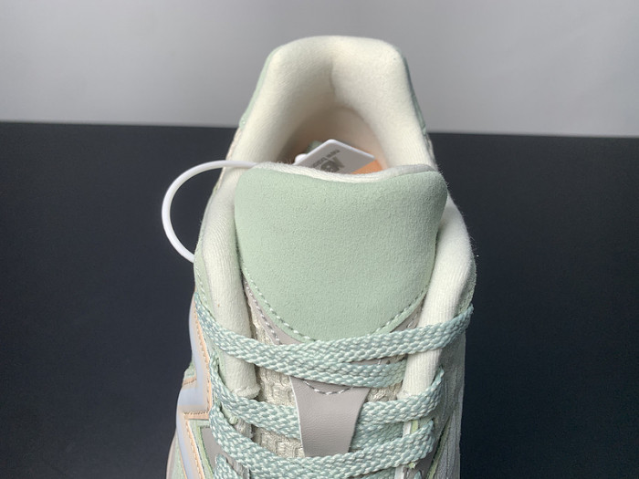 new Ba1an*e 1906d protection silver moss green u9060wa1