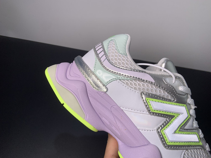 new Ba1an*e 9060 white taro men
