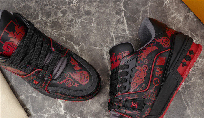 LUSV SNEAKERS