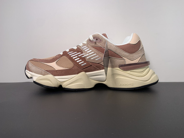 new Ba1an*e 9060 taupe/vintage u9060eeh