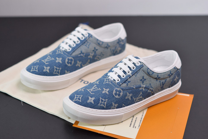 LUSV SNEAKERS