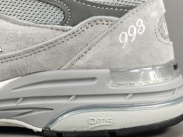 new Ba1an*e 993 m1vsa grey men