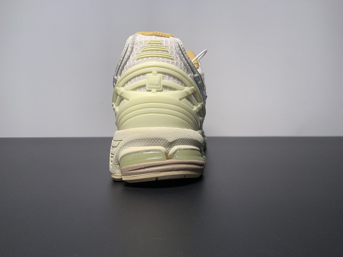 new Ba1an*e 1906u low lunar new year pack - cream - m1906nly