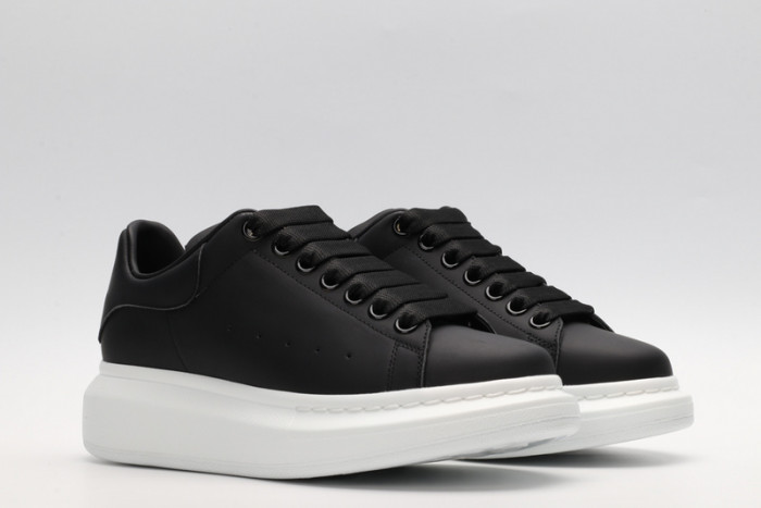 ALEXMQ Sneakers