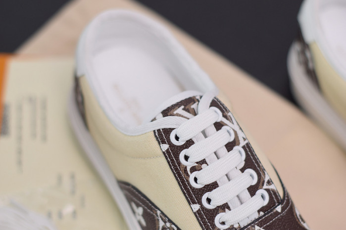 LUSV SNEAKERS