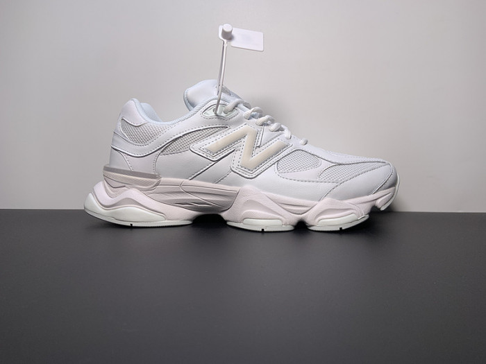 new Ba1an*e 9060 "triple white" u9060nrj