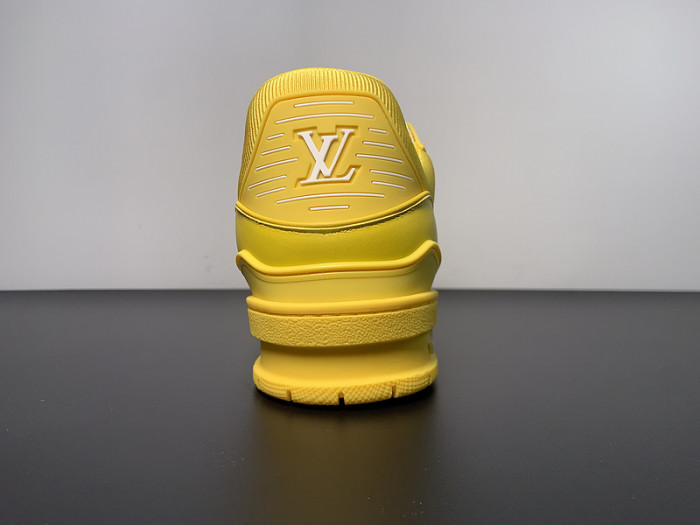LUSV SNEAKERS
