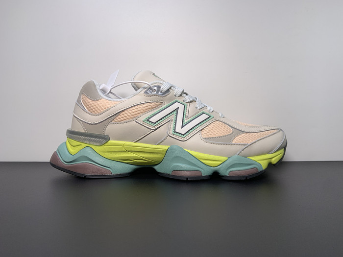 new Ba1an*e 9060 moonbeam vintage rose moonrock u9060gcb