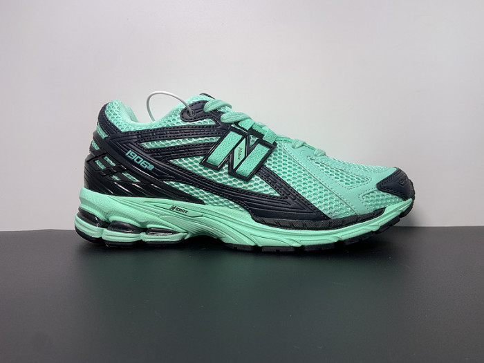 size? x new Ba1an*e 1906r "green/black" m1906rsb