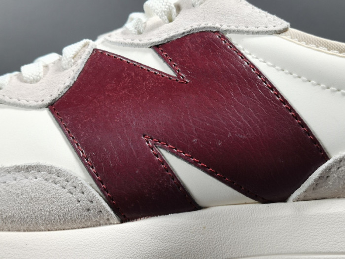 new Ba1an*e 327 moonbeam classic burgundy ws327ka