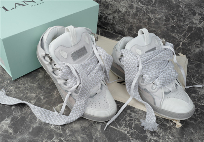 Lanu1n curb sneaker