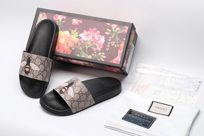 GCI GG Slide Sandal
