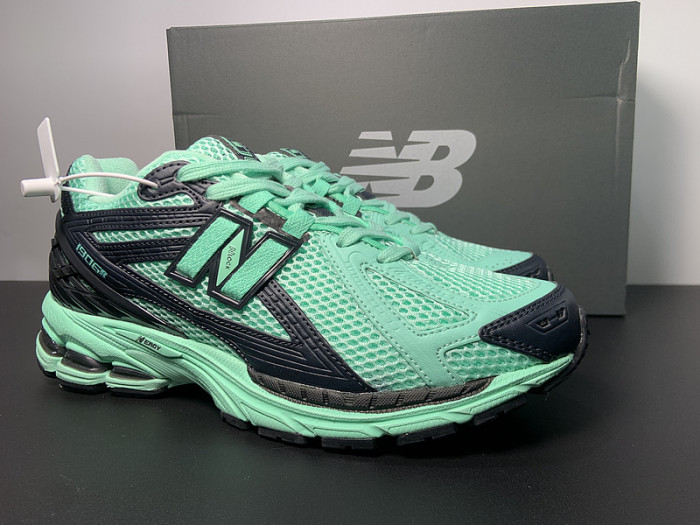 size? x new Ba1an*e 1906r "green/black" m1906rsb