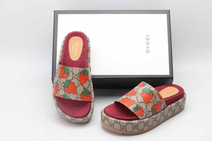 GCI GG Slide Sandal