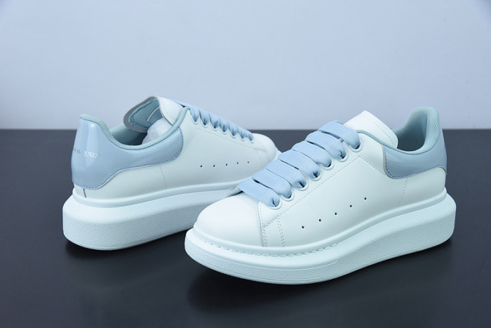 ALEXMQ Sneakers