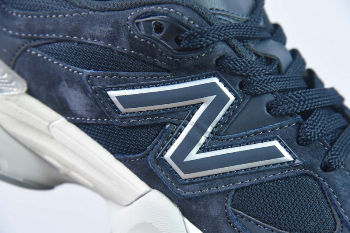 new Ba1an*e 9060 "eclipse/nb navy" u9060nv