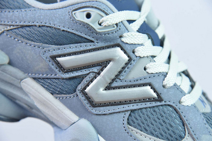 new Ba1an*e 9060 "arctic grey" u9060md1