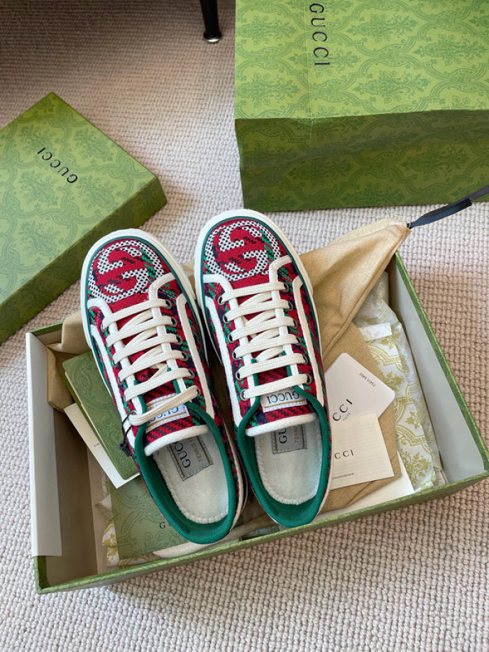 GCI SNEAKER