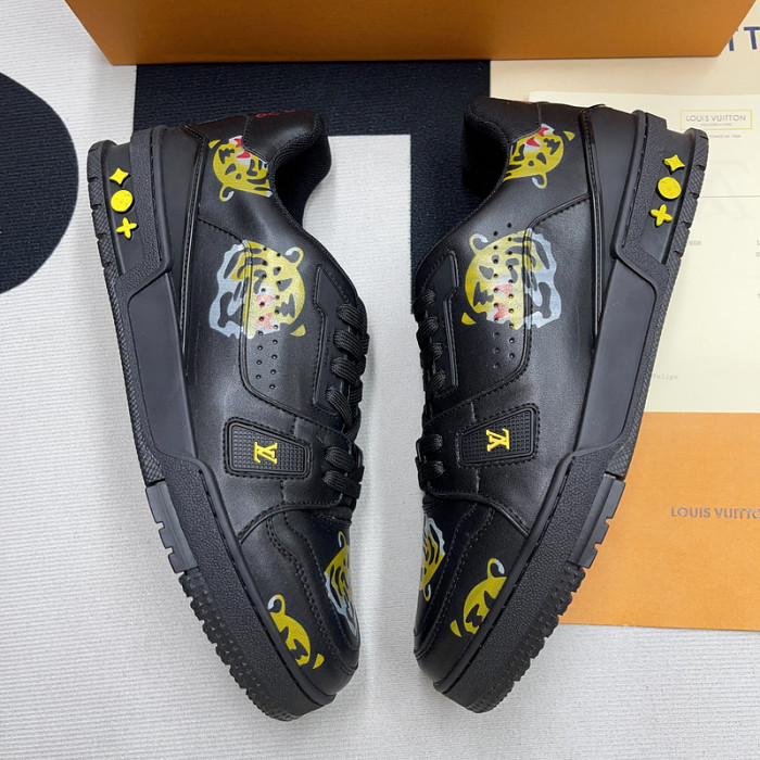 LUSV SNEAKERS