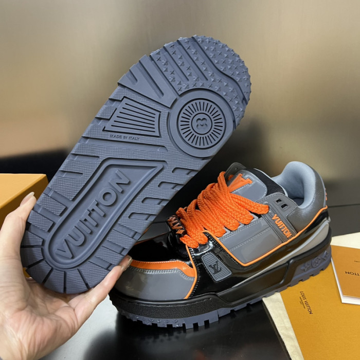 LUSV SNEAKERS